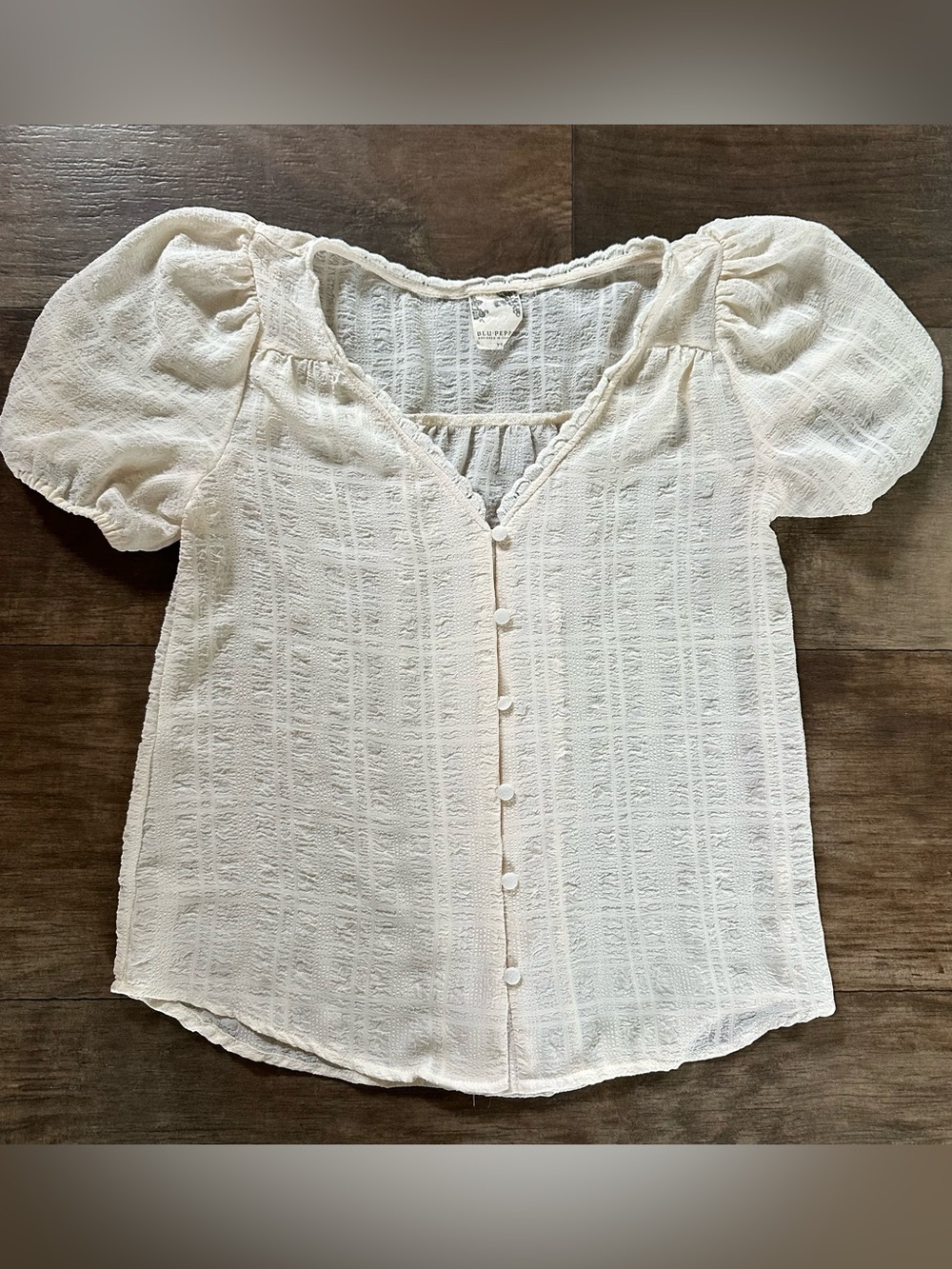 Blu Pepper cream puff sleeve button down top